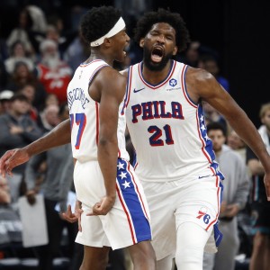 九游体育官网-埃奇库姆：媒体渲染得好像恩比德不想打球一样 他可是在带伤作战