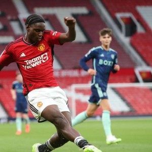 九游体育APP-备战德比，被召回的外租小将奥贡奈耶被召入卡里克一线队训练